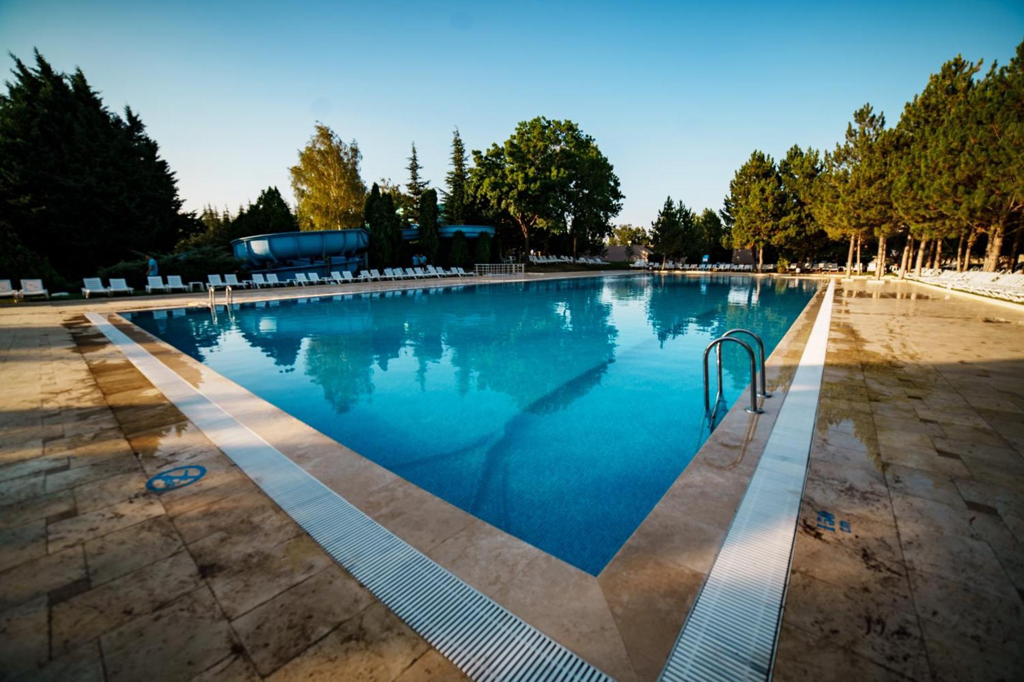 Anadolu Hotels Esenboga Thermal Exterior foto